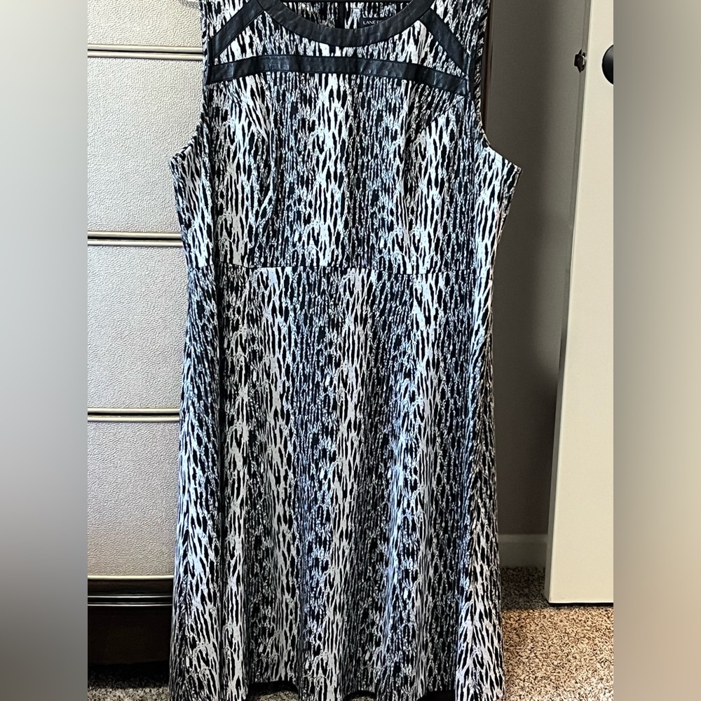 Elegant Black and White Patterned Dress